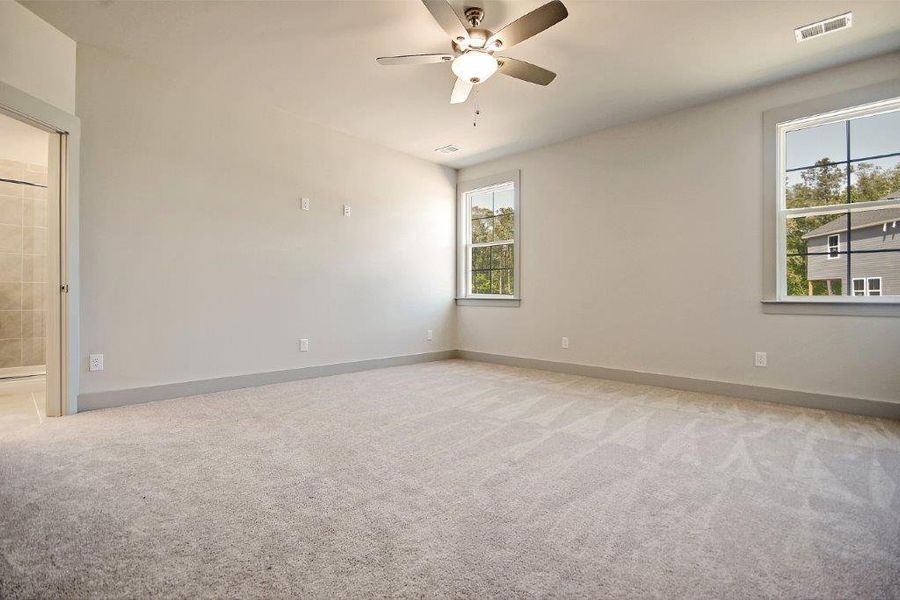 Spacious, unfurnished interior of a new home in Creek Pointe, Moncks Corner (Image 22).