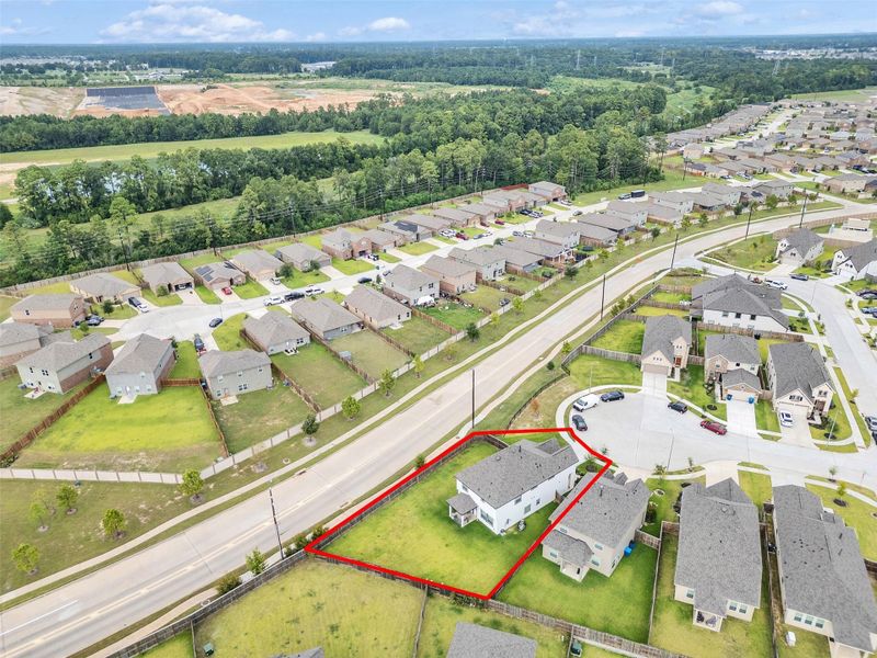 Image 28 of a home in Park Lakes East.