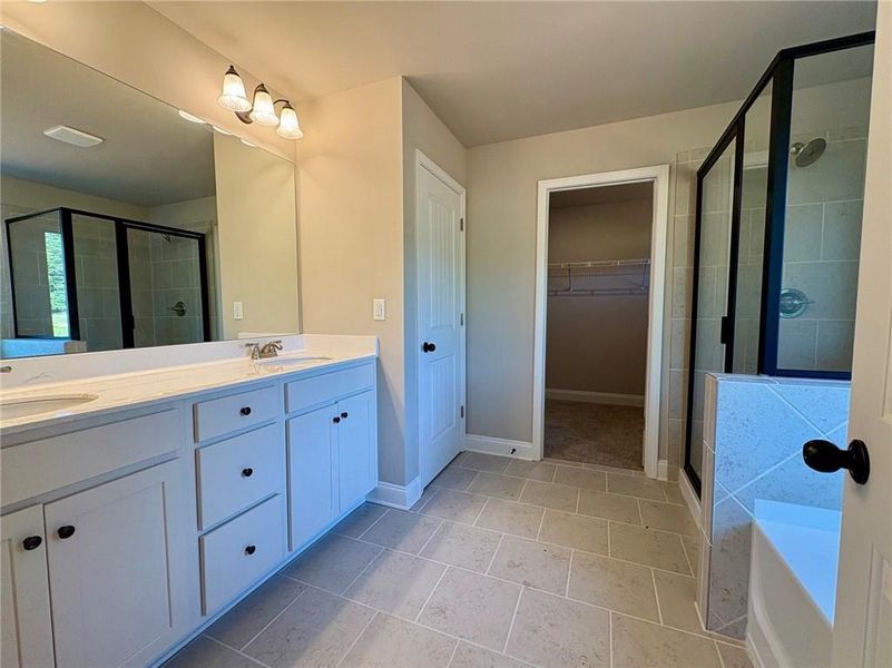 Furnished interior view inside a new home in , Grayson (Image 5).