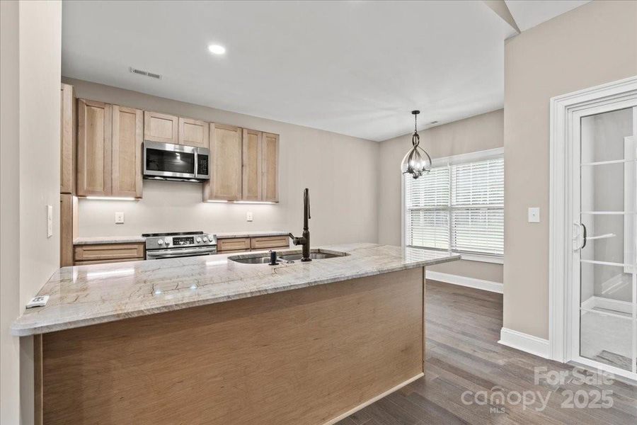Furnished interior view inside a new home in , Cheraw (Image 11).