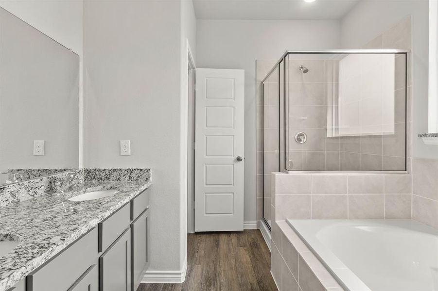 Furnished interior view inside a new home in Deer Creek, Crowley (Image 6).