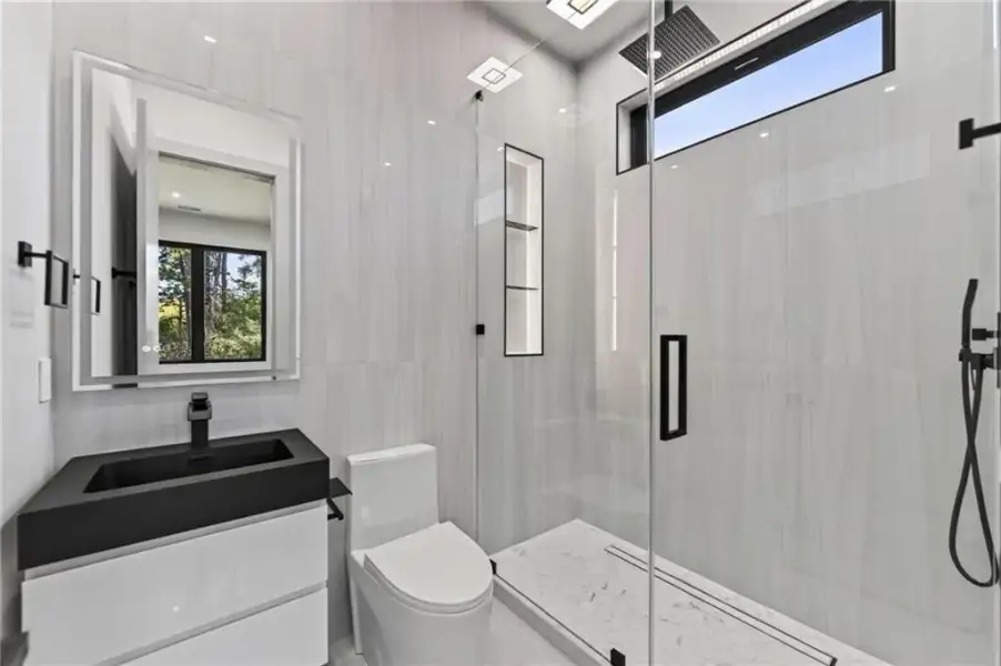 Furnished interior view inside a new home in , Smyrna (Image 15).