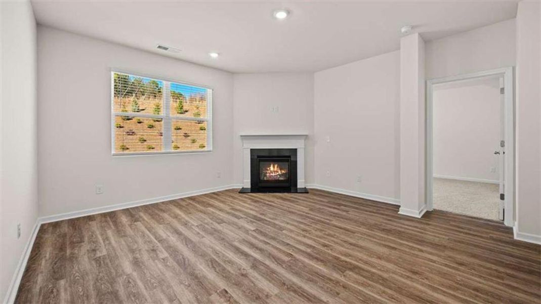 Spacious, unfurnished interior of a new home in Poplar Preserve, Newnan (Image 20).