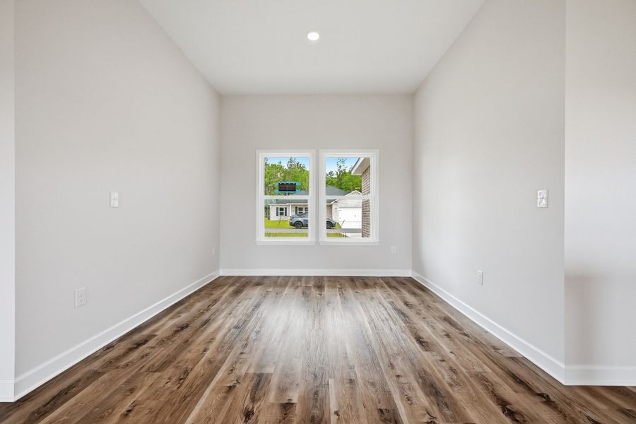 Spacious, unfurnished interior of a new home in Southern Charm, Crestview (Image 40).