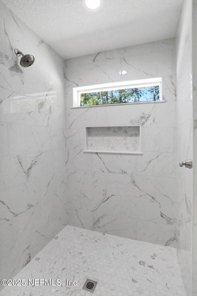 Image 36 of a home in .