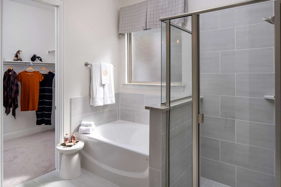 Representative furnished interior of a home built from the The Trinity Executive by UnionMain Homes in Lake Breeze, Lavon (Image 38).