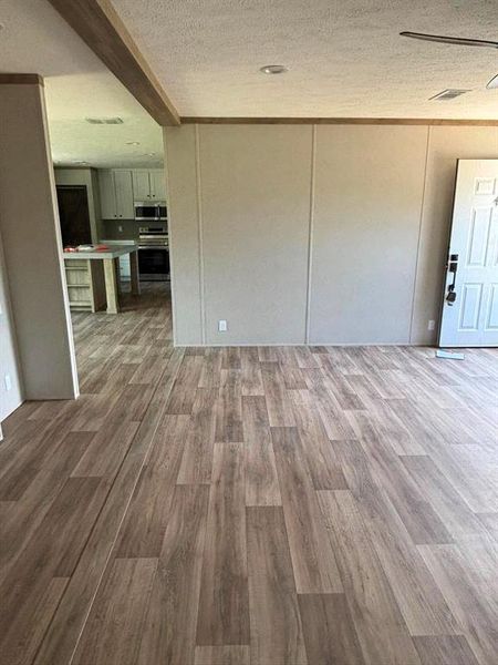 Spacious, unfurnished interior of a new home in , Kemp (Image 8).