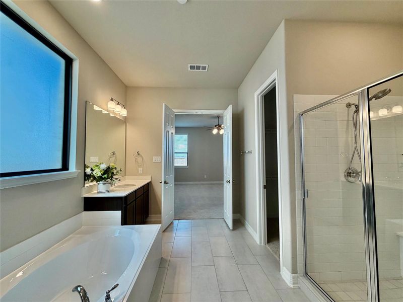 Furnished interior view inside a new home in StoneCreek Estates, Richmond (Image 5).