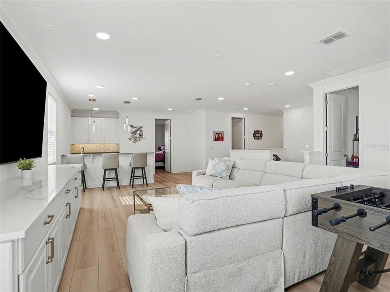 Furnished interior view inside a new home in , Oviedo (Image 15).