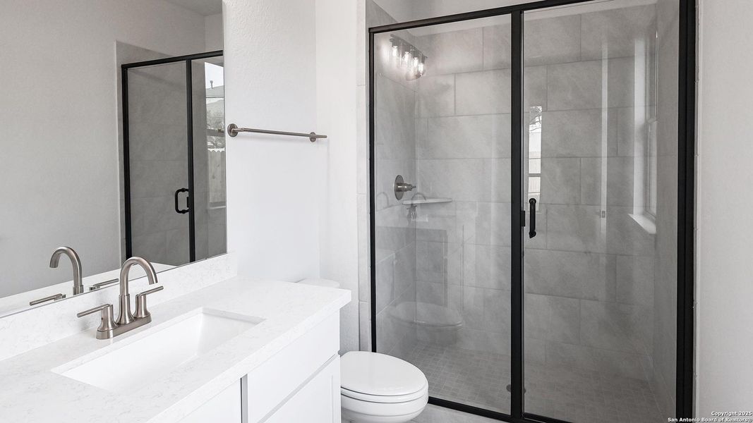 Image 28 of a home in Kinder Ranch 70'. Image 28 of a home in Kinder Ranch 70'.