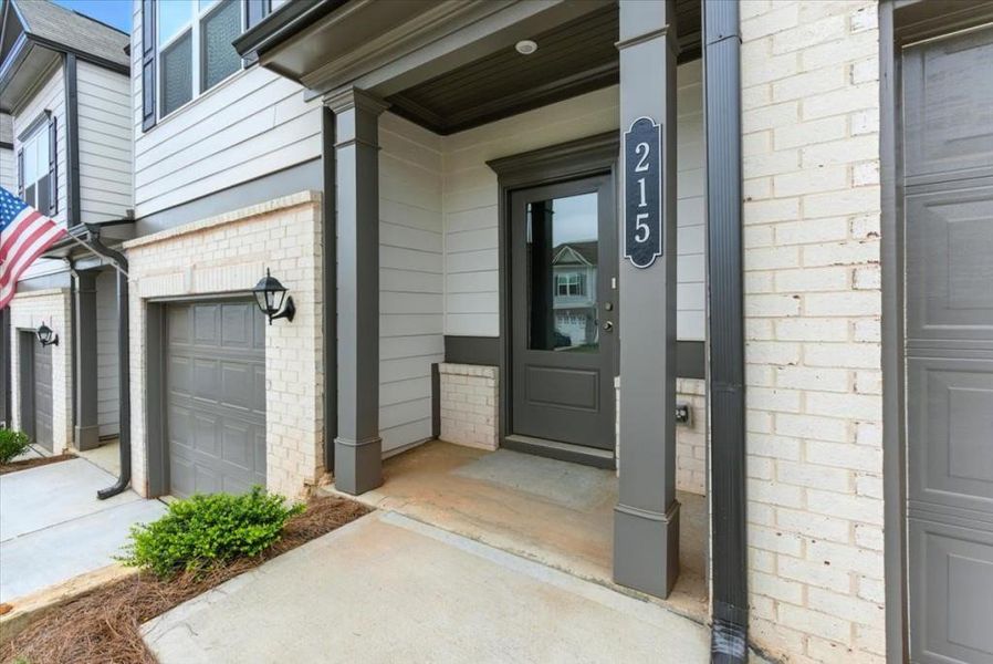 Front exterior of a new home in , Cartersville, GA, highlighting curb appeal (Image 20). Front exterior of a new home in , Cartersville, GA, highlighting curb appeal (Image 20).
