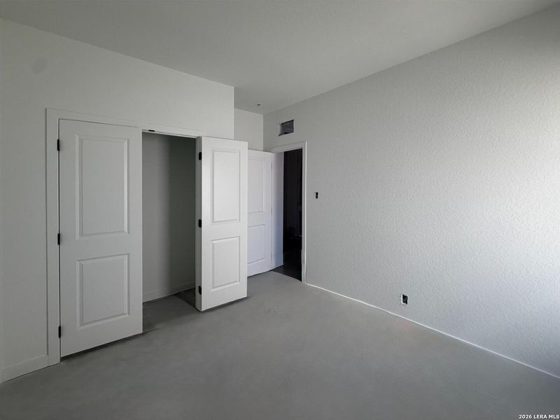 Spacious, unfurnished interior of a new home in The Wilder, Adkins (Image 9).