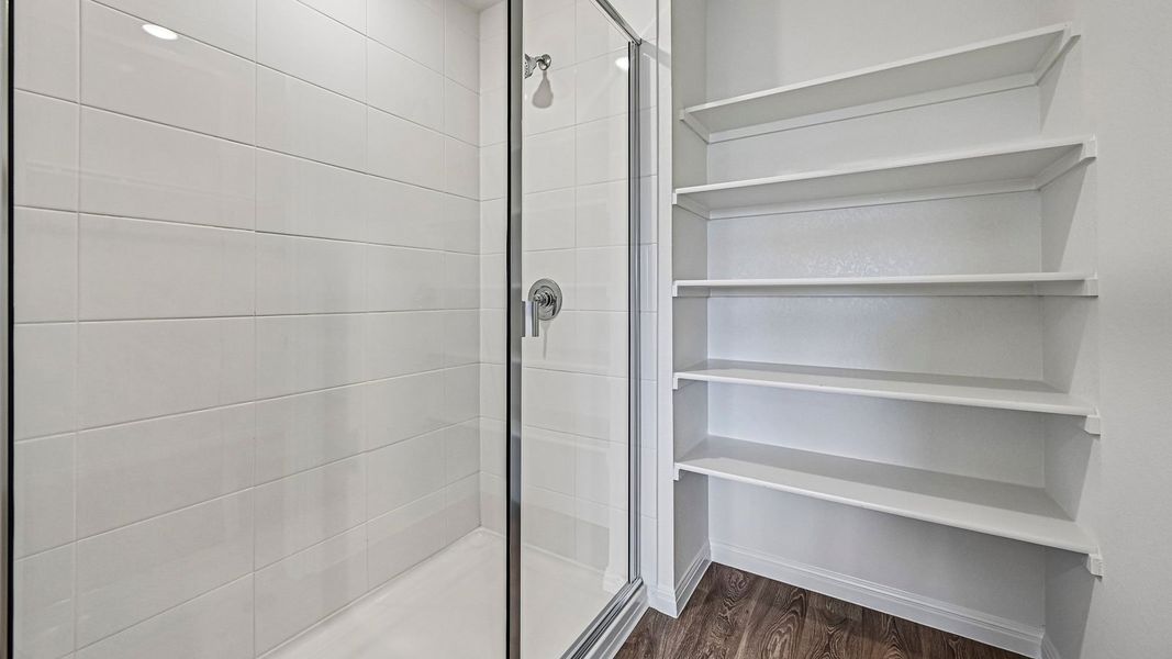Close-up of interior finishes inside a home in Southgrove, Kyle (Image 18).