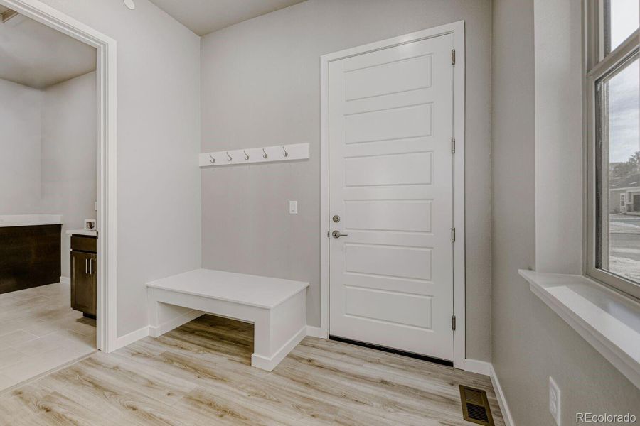 Furnished interior view inside a new home in Knolls, Westminster (Image 14). Furnished interior view inside a new home in Knolls, Westminster (Image 14).