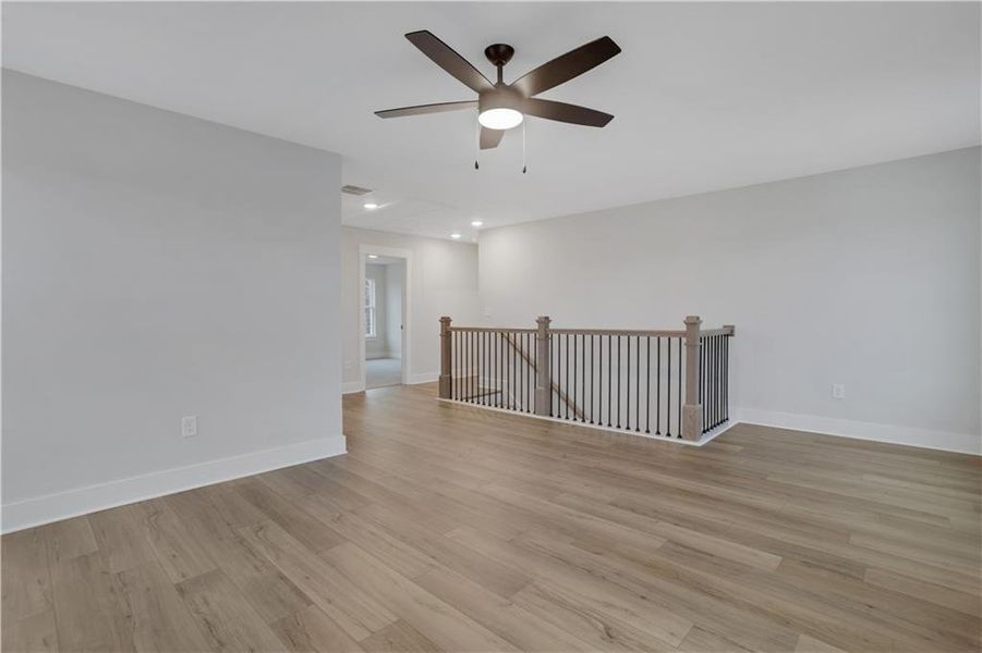 Spacious, unfurnished interior of a new home in Cambridge, Flowery Branch (Image 43). Spacious, unfurnished interior of a new home in Cambridge, Flowery Branch (Image 43).