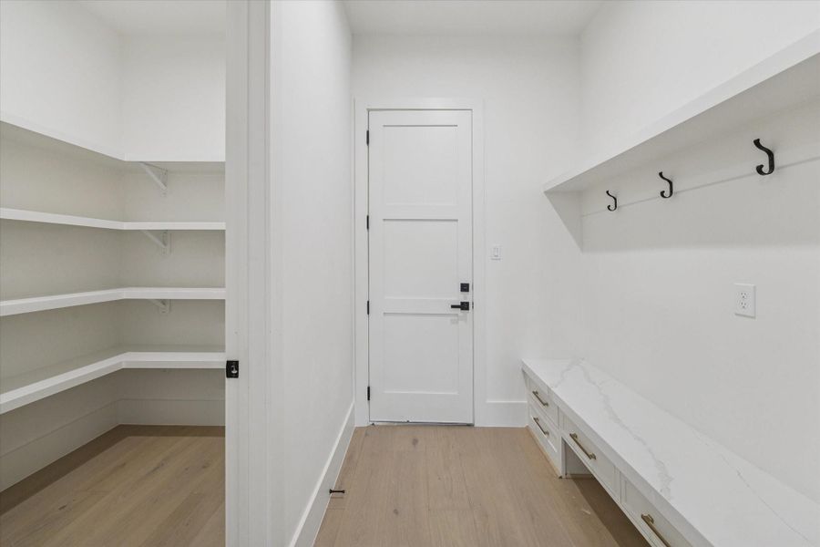 Spacious, unfurnished interior of a new home in , Houston (Image 36).