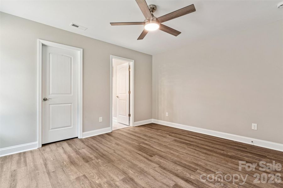 Spacious, unfurnished interior of a new home in , Kannapolis (Image 21).