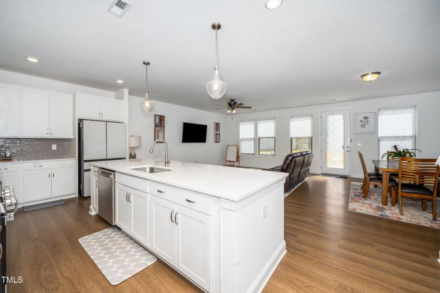 7-web-or-mls-2129 Mars Hill (3 of 27)