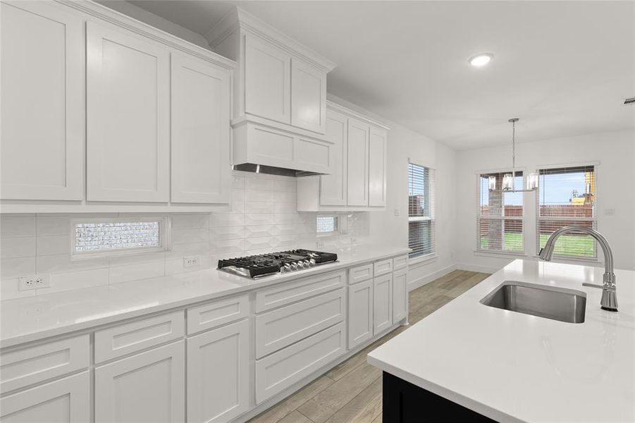 3739 Milwaulkee- Kitchen-3