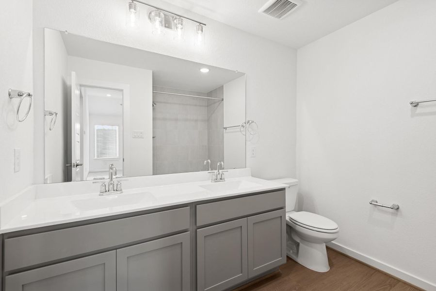 Furnished interior view inside a new home in Summerview, Fulshear (Image 10). Furnished interior view inside a new home in Summerview, Fulshear (Image 10).