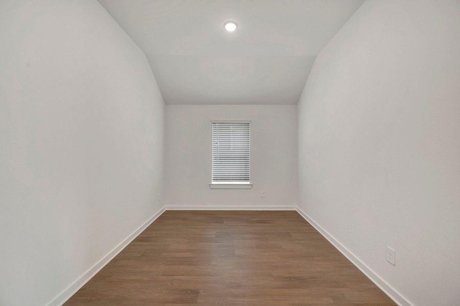 Spacious, unfurnished interior of a new home in Pinewood at Grand Texas, New Caney (Image 28). Spacious, unfurnished interior of a new home in Pinewood at Grand Texas, New Caney (Image 28).