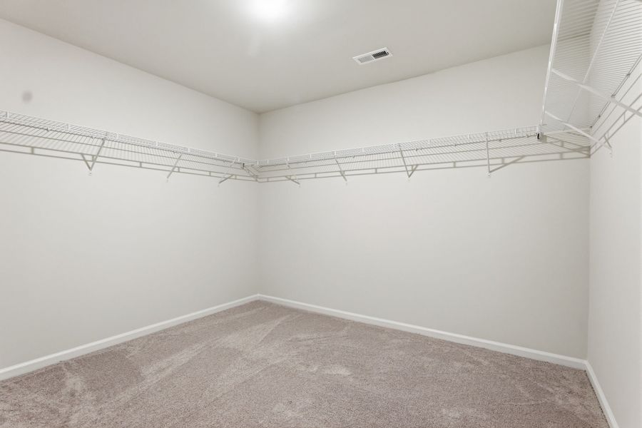 Spacious, unfurnished interior of a new home in Piper Creek, Newton (Image 22). Spacious, unfurnished interior of a new home in Piper Creek, Newton (Image 22).