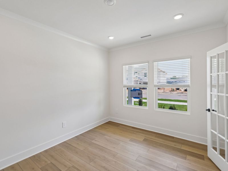 Spacious, unfurnished interior of a new home in Watkins Glen, Raleigh (Image 15). Spacious, unfurnished interior of a new home in Watkins Glen, Raleigh (Image 15).