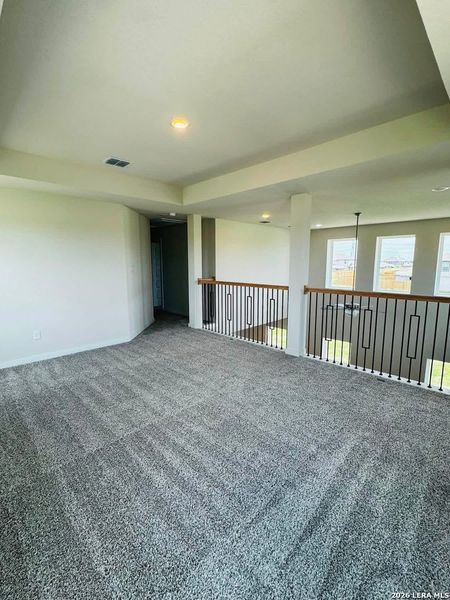 Spacious, unfurnished interior of a new home in Red Hawk Landing, San Antonio (Image 7).