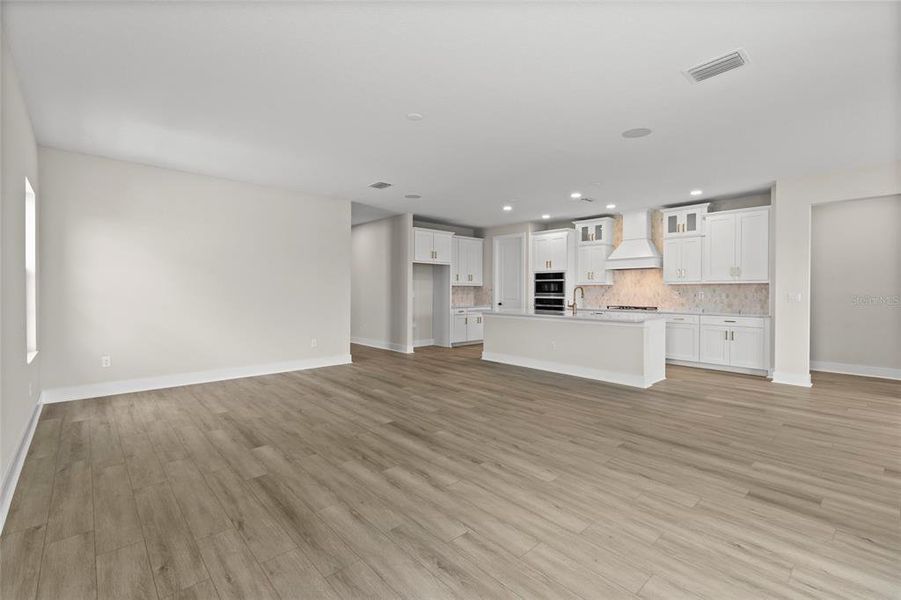 Spacious, unfurnished interior of a new home in , Bradenton (Image 25). Spacious, unfurnished interior of a new home in , Bradenton (Image 25).