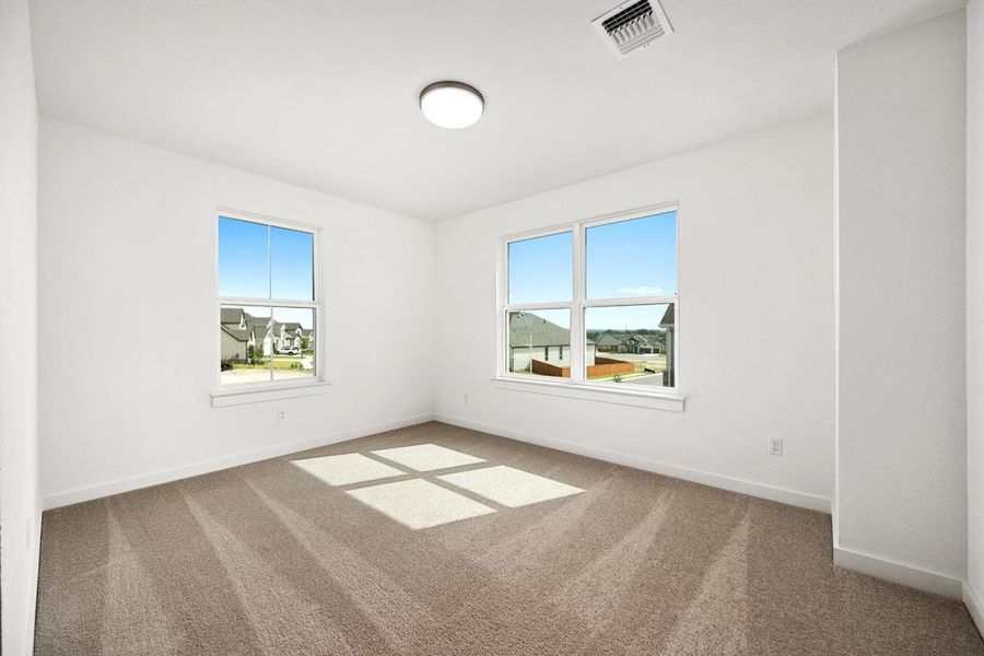 Spacious, unfurnished interior of a new home in Lariat, Liberty Hill (Image 15).