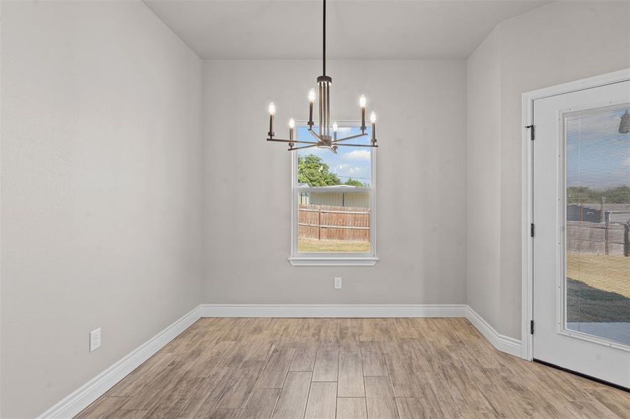 Spacious, unfurnished interior of a new home in , Granbury (Image 30).