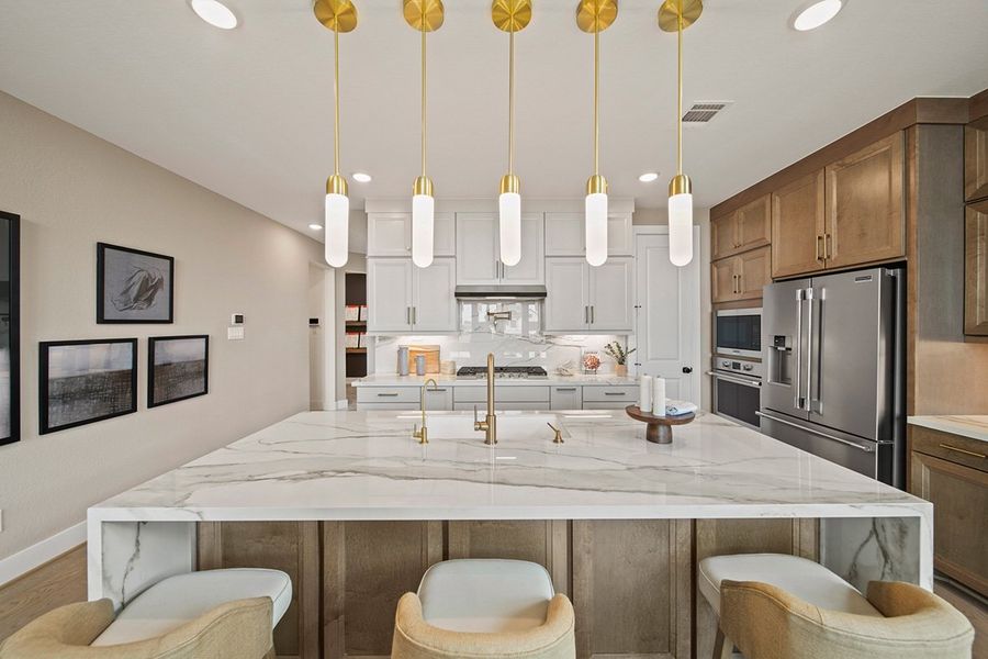 Furnished interior view inside a new home in Grange 45', Katy (Image 8).