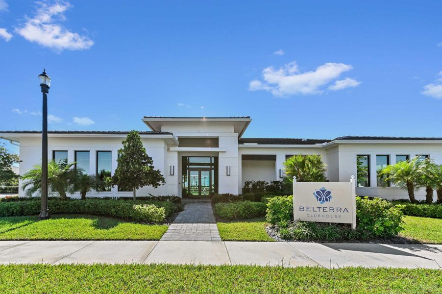 2D floor plan layout of this home in Belterra, Port St. Lucie, FL (Image 6).