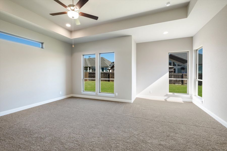 Spacious, unfurnished interior of a new home in Harvest Hills, Marion (Image 18).