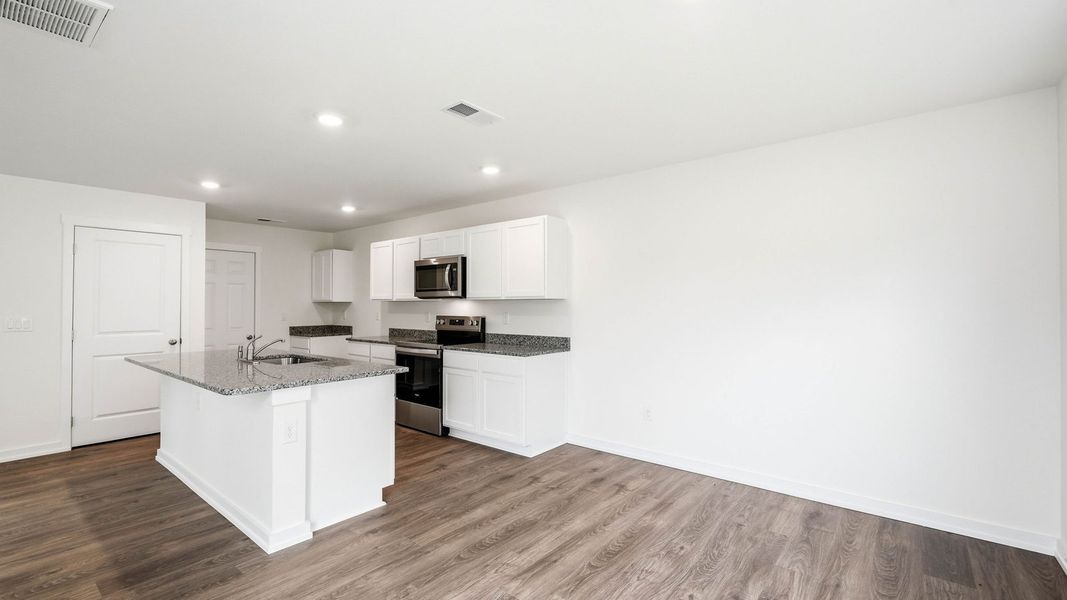 Furnished interior view inside a new home in Oak Hill, Vonore (Image 6).