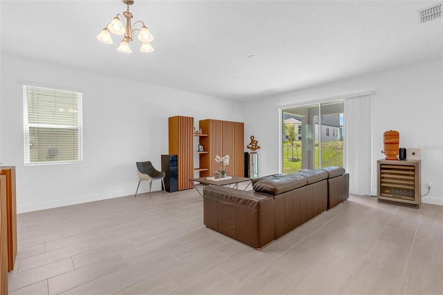 Furnished interior view inside a new home in Ridgeview, Clermont (Image 17).