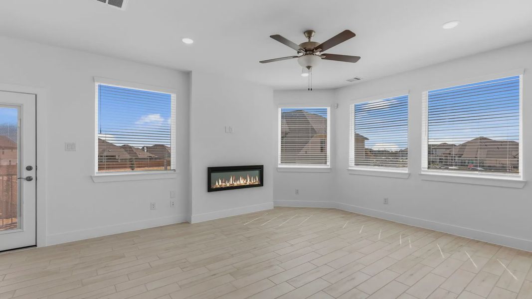 Representative unfurnished interior of a home built from the Oakdale by Chesmar Homes in Bridgeland Courtyard, Cypress (Image 17).