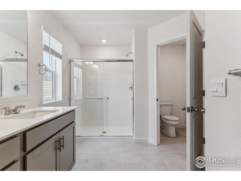 Furnished interior view inside a new home in Tailholt, Severance (Image 9).