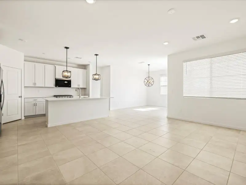 Spacious, unfurnished interior of a new home in Allure Vista Estate Series, Buckeye (Image 5).
