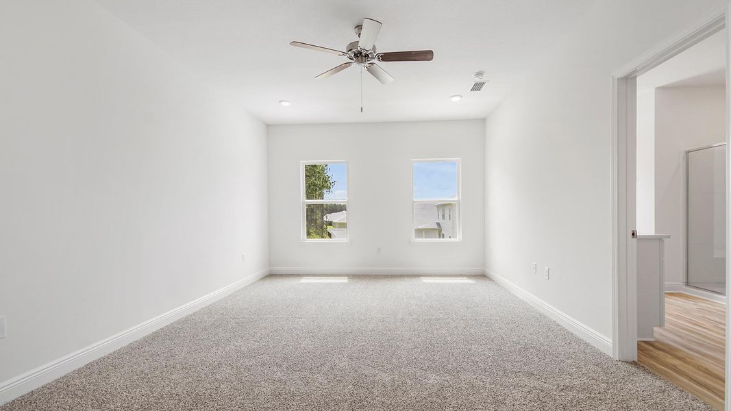 Spacious, unfurnished interior of a new home in Bayside at Ward Creek, Panama City Beach (Image 30).
