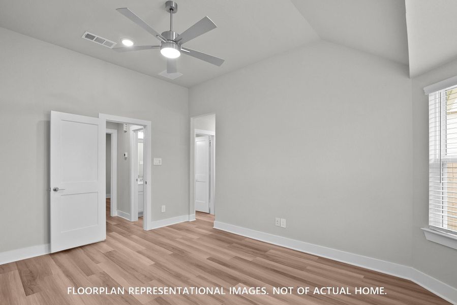 Spacious, unfurnished interior of a new home in Magnolia Ridge, Magnolia (Image 10). Spacious, unfurnished interior of a new home in Magnolia Ridge, Magnolia (Image 10).