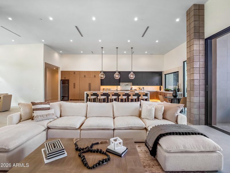 67_p2411305 67_p2411305