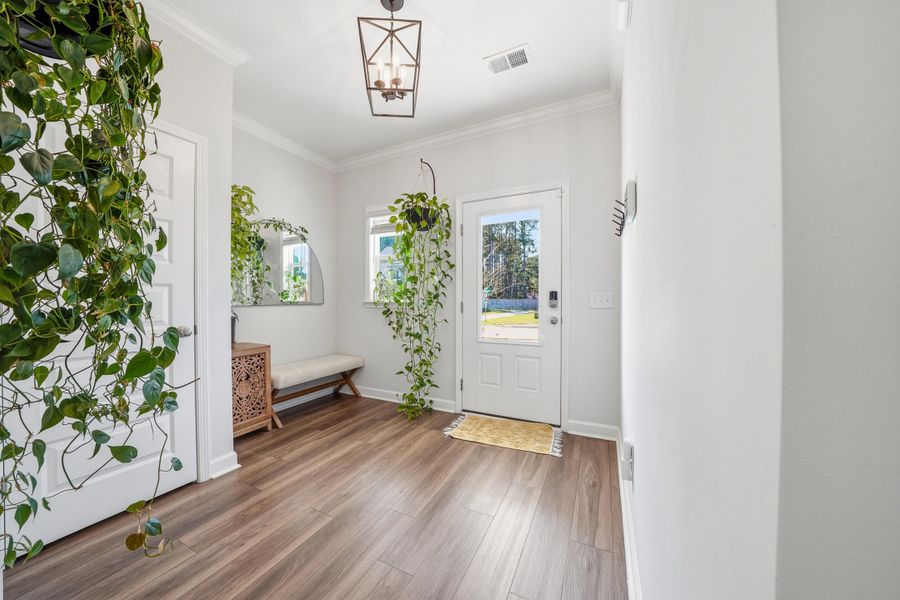 Spacious, unfurnished interior of a new home in Six Oaks, Summerville (Image 22).