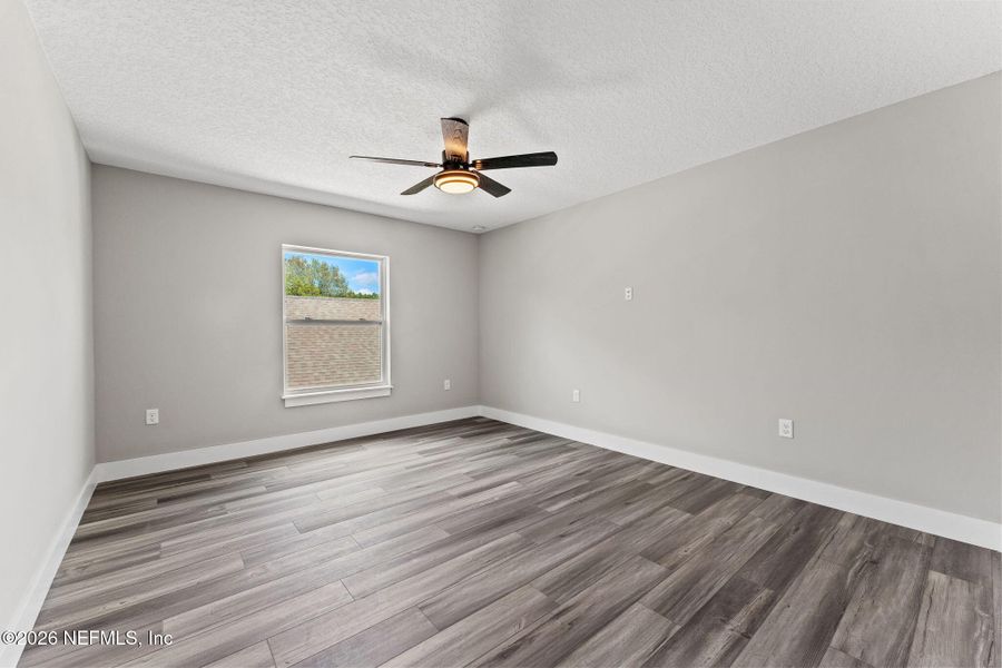 Spacious, unfurnished interior of a new home in , Orange Park (Image 24).