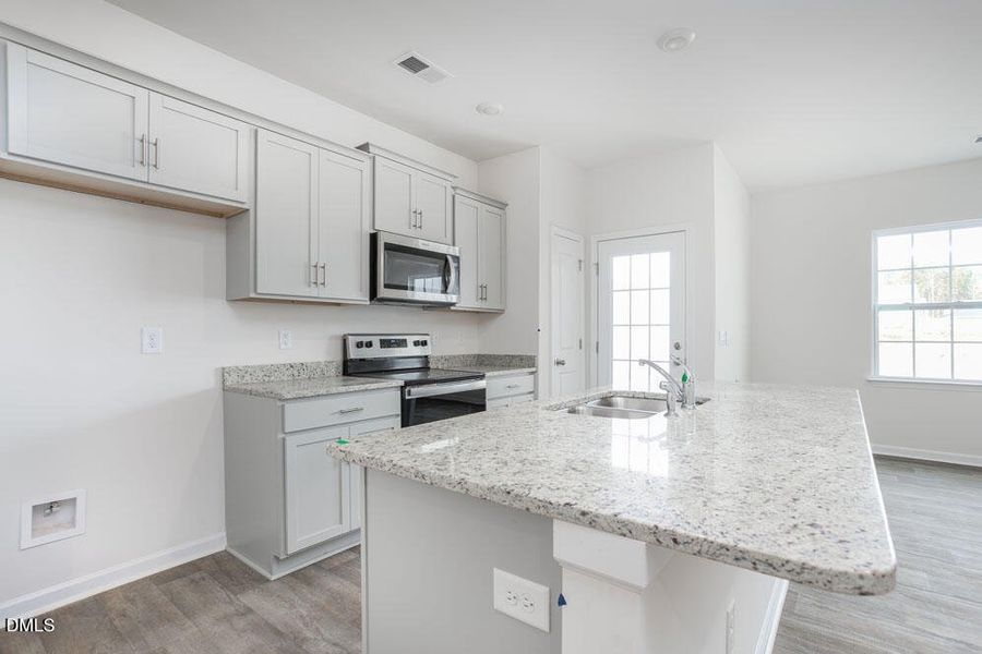 DR Horton-Riley Meadows-LOT 112-8