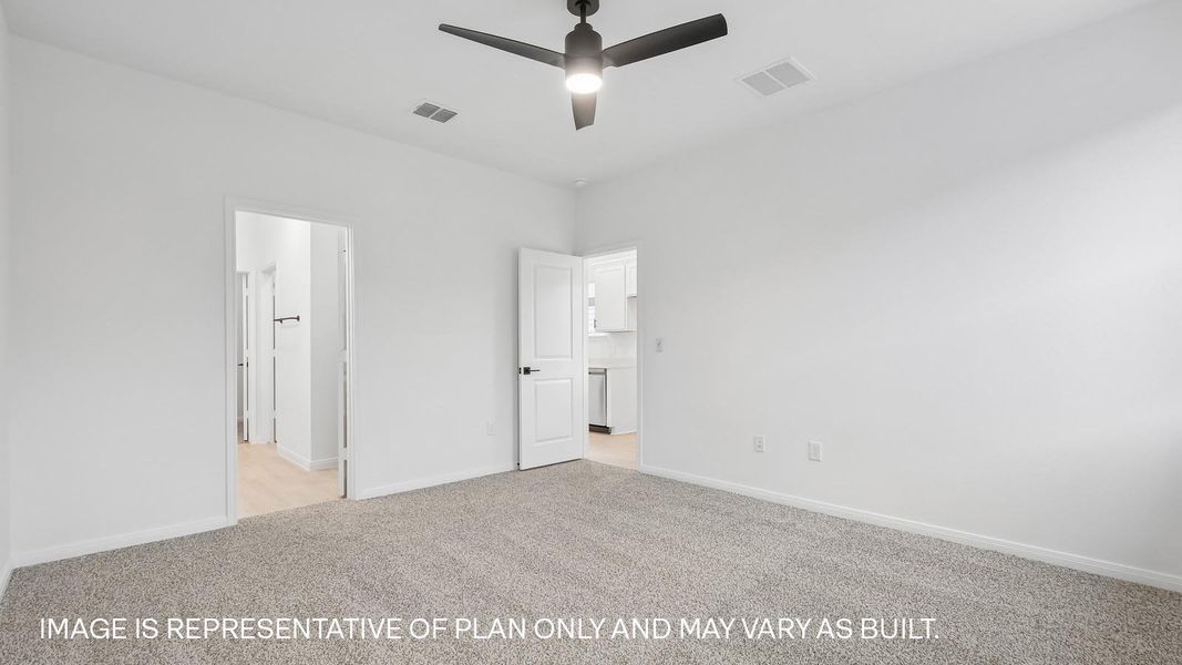 Spacious, unfurnished interior of a new home in Avery Centre, Round Rock (Image 24).