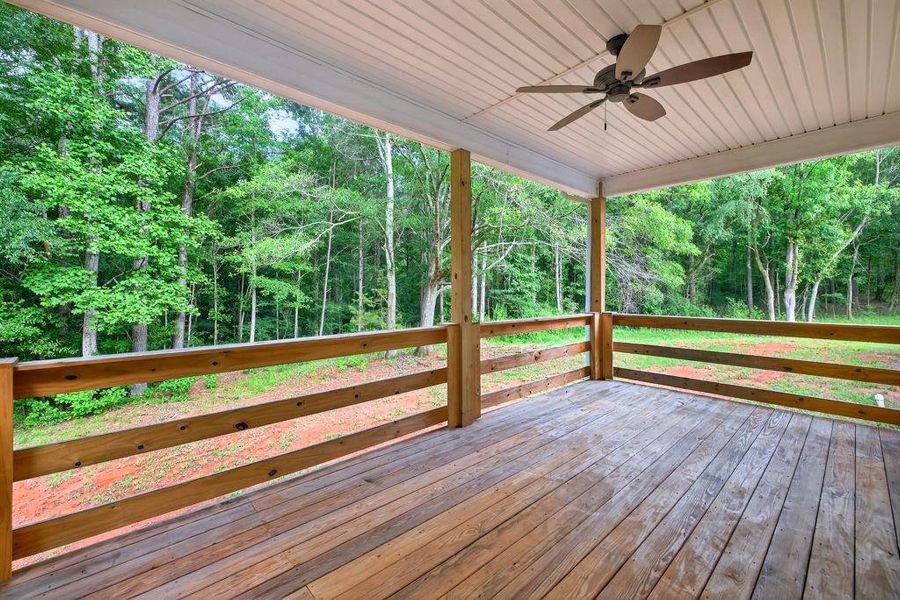 Exterior details and patio area of a home in , Oxford (Image 3).
