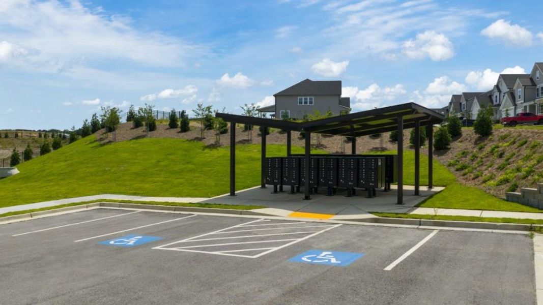 Community amenities in Hamptons at Riverwood North, Dallas (Image 3).