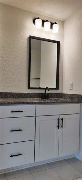 Image 17 of a home in Sunset Landing.