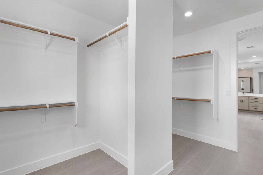 Spacious, unfurnished interior of a new home in Highland Village, Georgetown (Image 24). Spacious, unfurnished interior of a new home in Highland Village, Georgetown (Image 24).